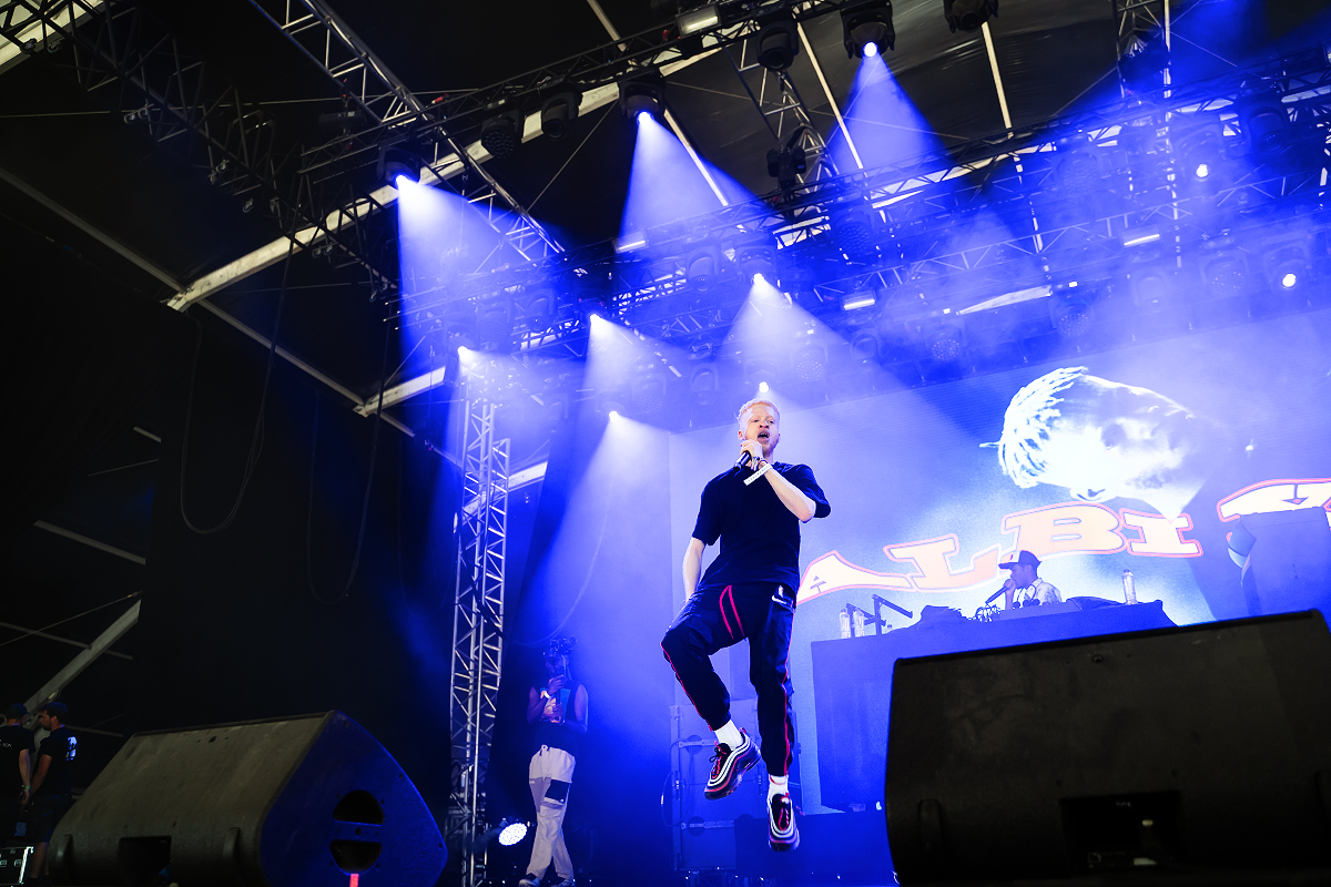Albi X @ Dour Festival 2022, picture 4, photographed by Magali Decamps - FrontView Magazine