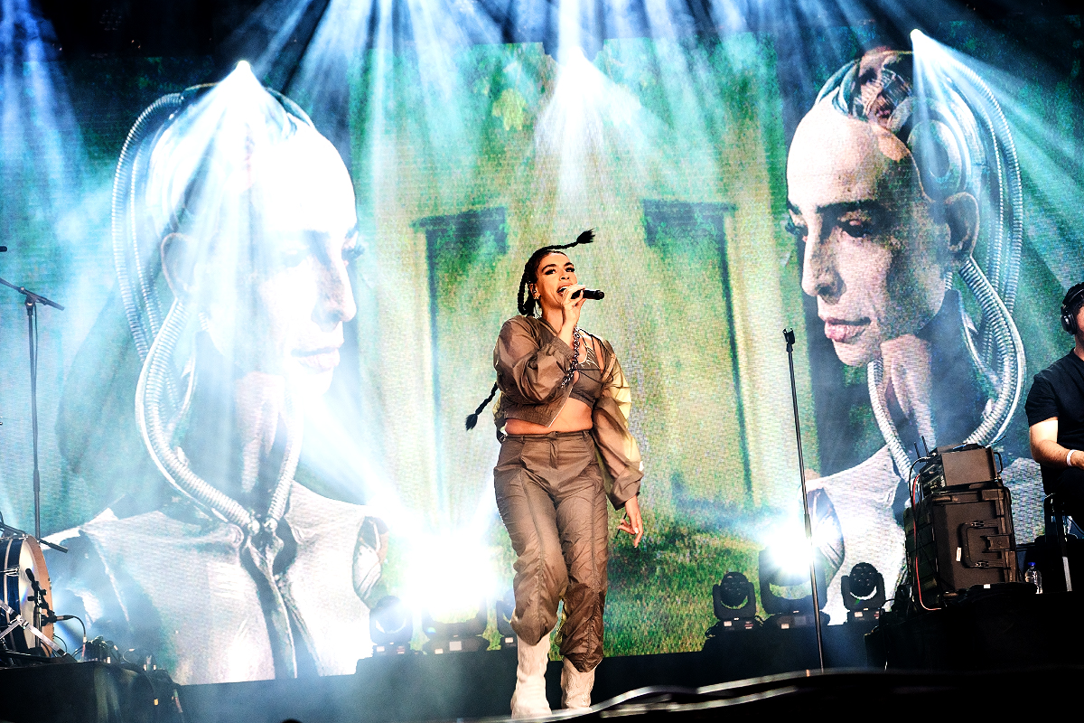 Sevdaliza @ Dour Festival 2022, picture 4, photographed by Magali Decamps - FrontView Magazine