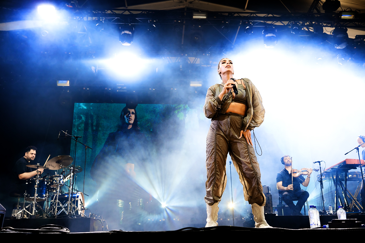 Sevdaliza @ Dour Festival 2022, picture 5, photographed by Magali Decamps - FrontView Magazine