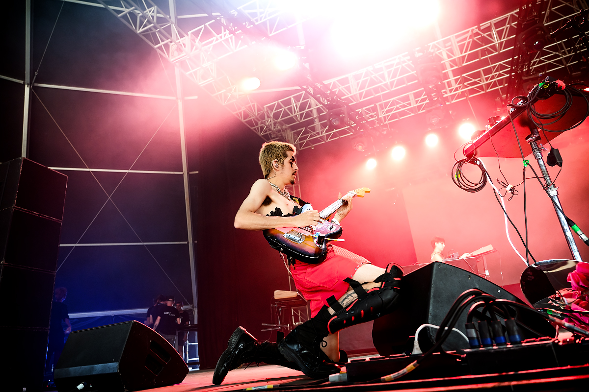 Teto Preto @ Dour Festival 2022, foto 4, foto's door Magali Decamps - FrontView Magazine