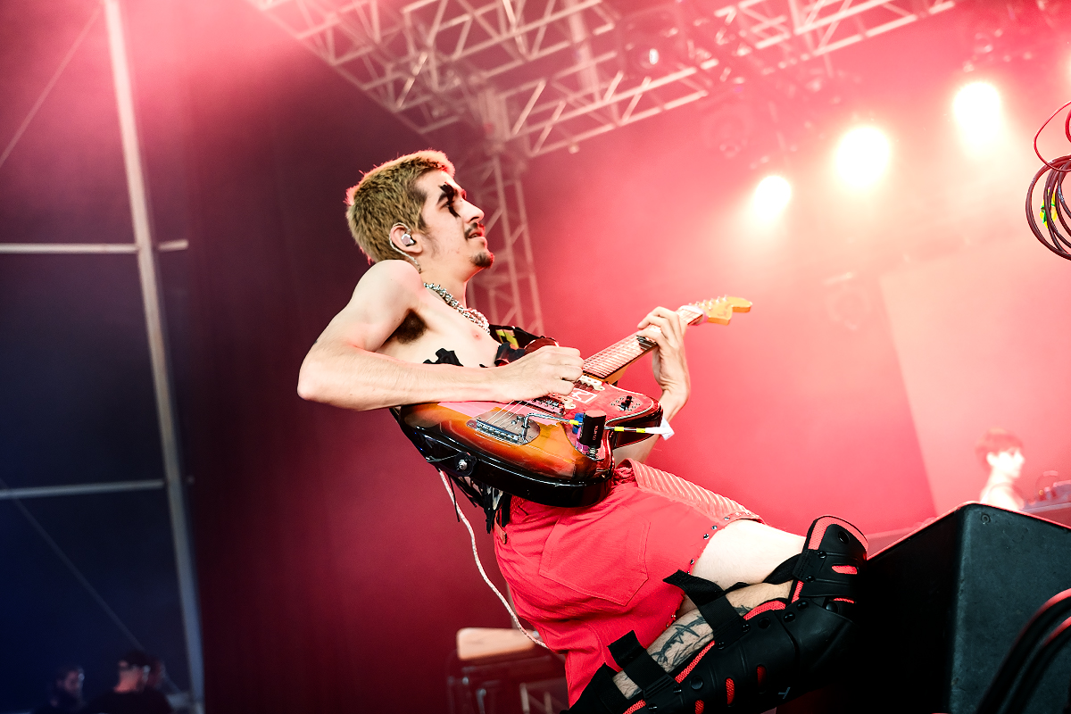 Teto Preto @ Dour Festival 2022, foto 6, foto's door Magali Decamps - FrontView Magazine