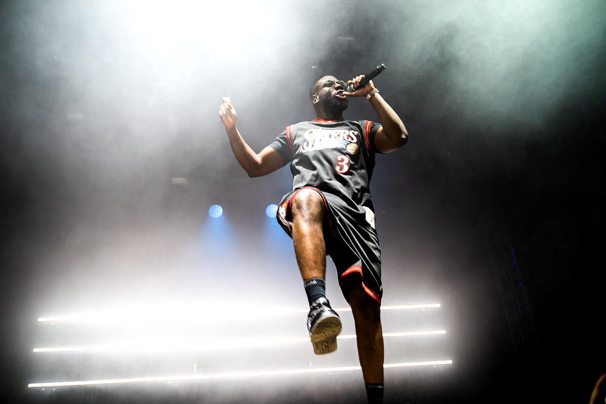 Dinos @ Dour Festival 2022, picture 1, photographed by Magali Decamps - FrontView Magazine