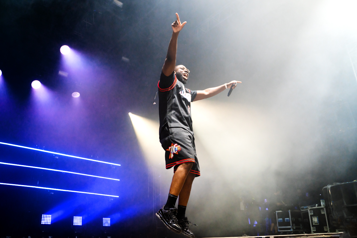 Dinos @ Dour Festival 2022, picture 2, photographed by Magali Decamps - FrontView Magazine