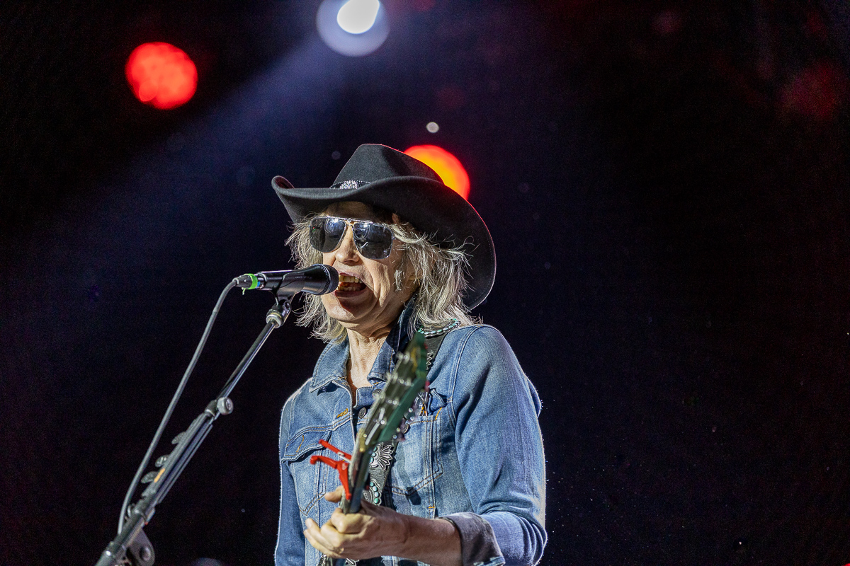 The Waterboys @ Beleuvenissen, foto 4, foto's door Kurt Jacobs - FrontView Magazine