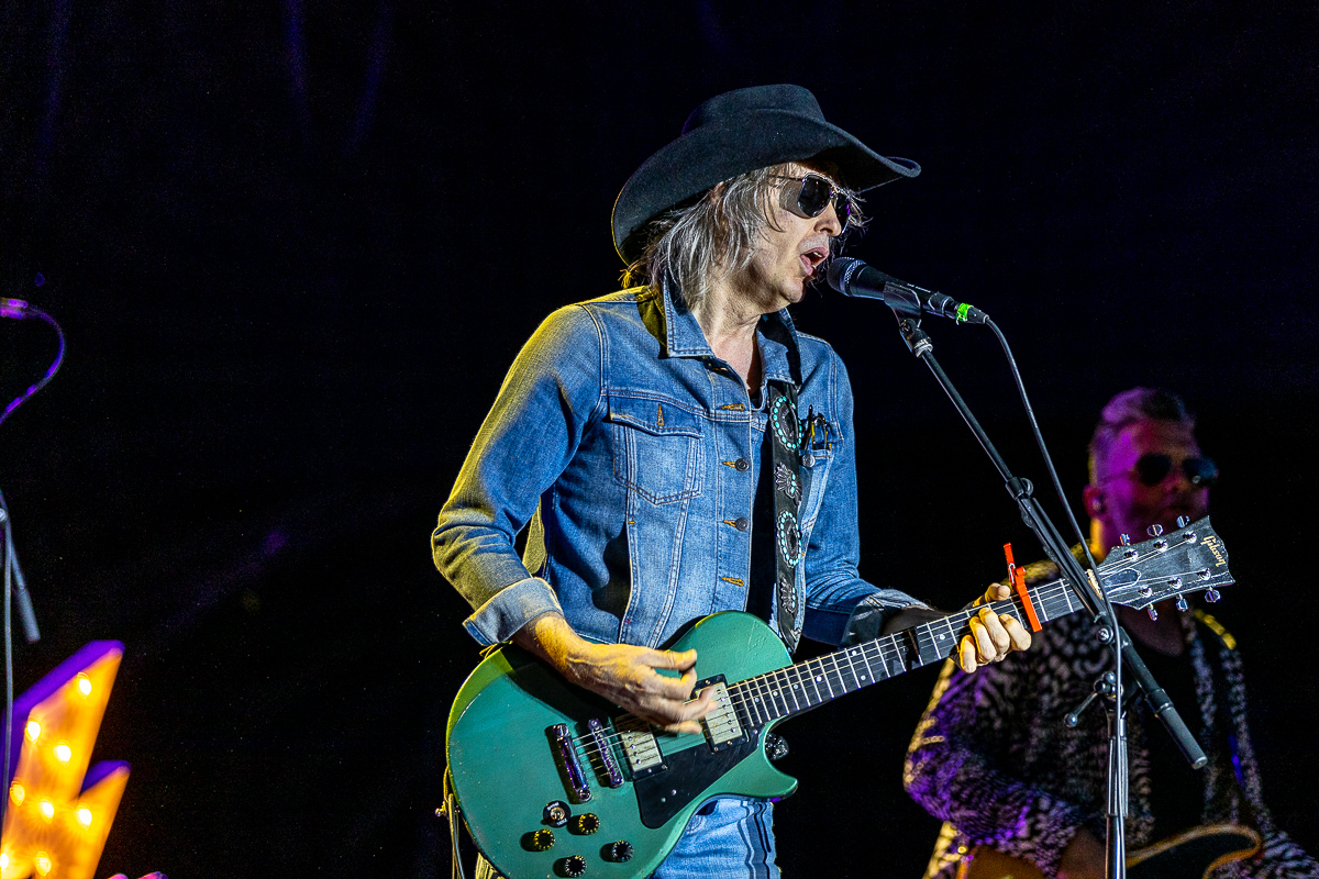 The Waterboys @ Beleuvenissen, foto 9, foto's door Kurt Jacobs - FrontView Magazine