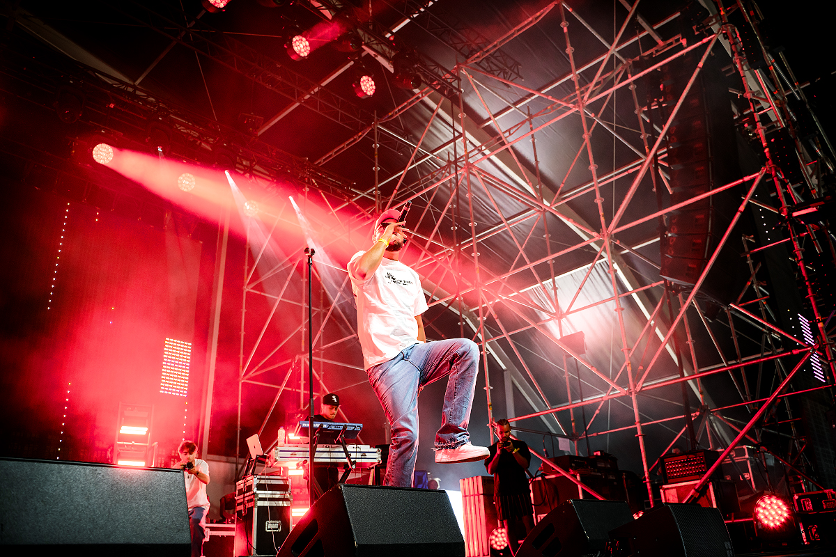 Yung Mavu @ Dour Festival 2022, picture 3, photographed by Magali Decamps - FrontView Magazine
