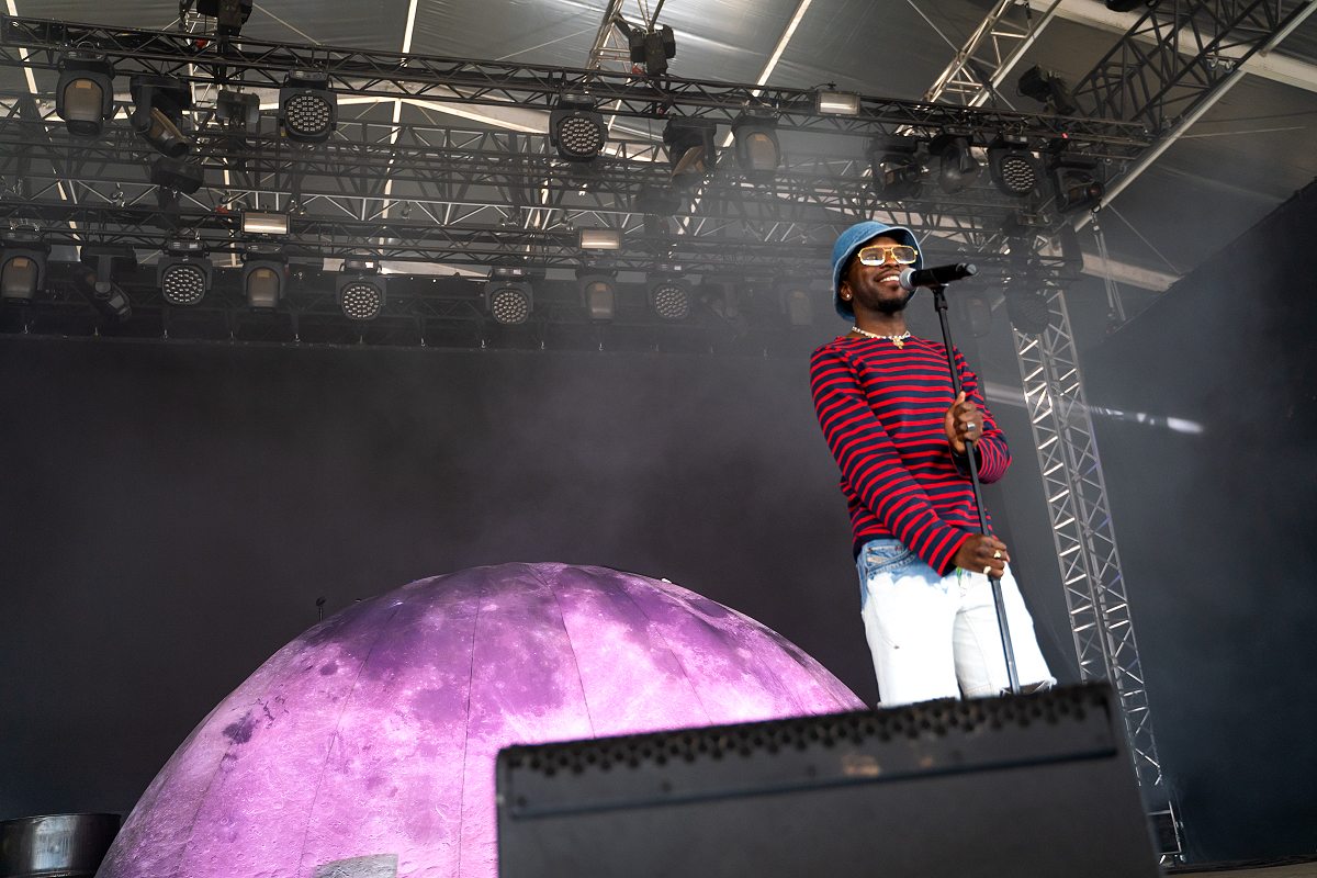 Josman @ Dour Festival 2022, picture 8, photographed by Magali Decamps - FrontView Magazine