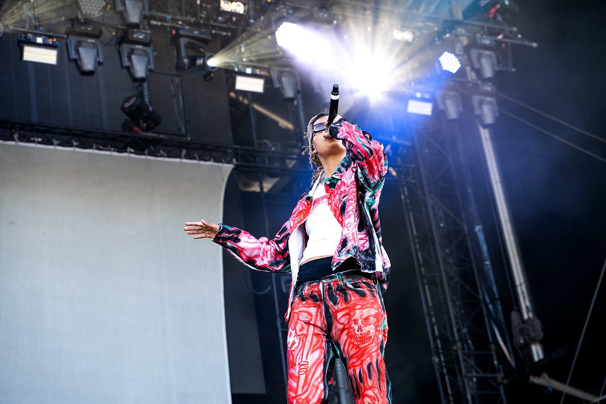 Lala &ce @ Dour Festival 2022, picture 2, photographed by Magali Decamps - FrontView Magazine