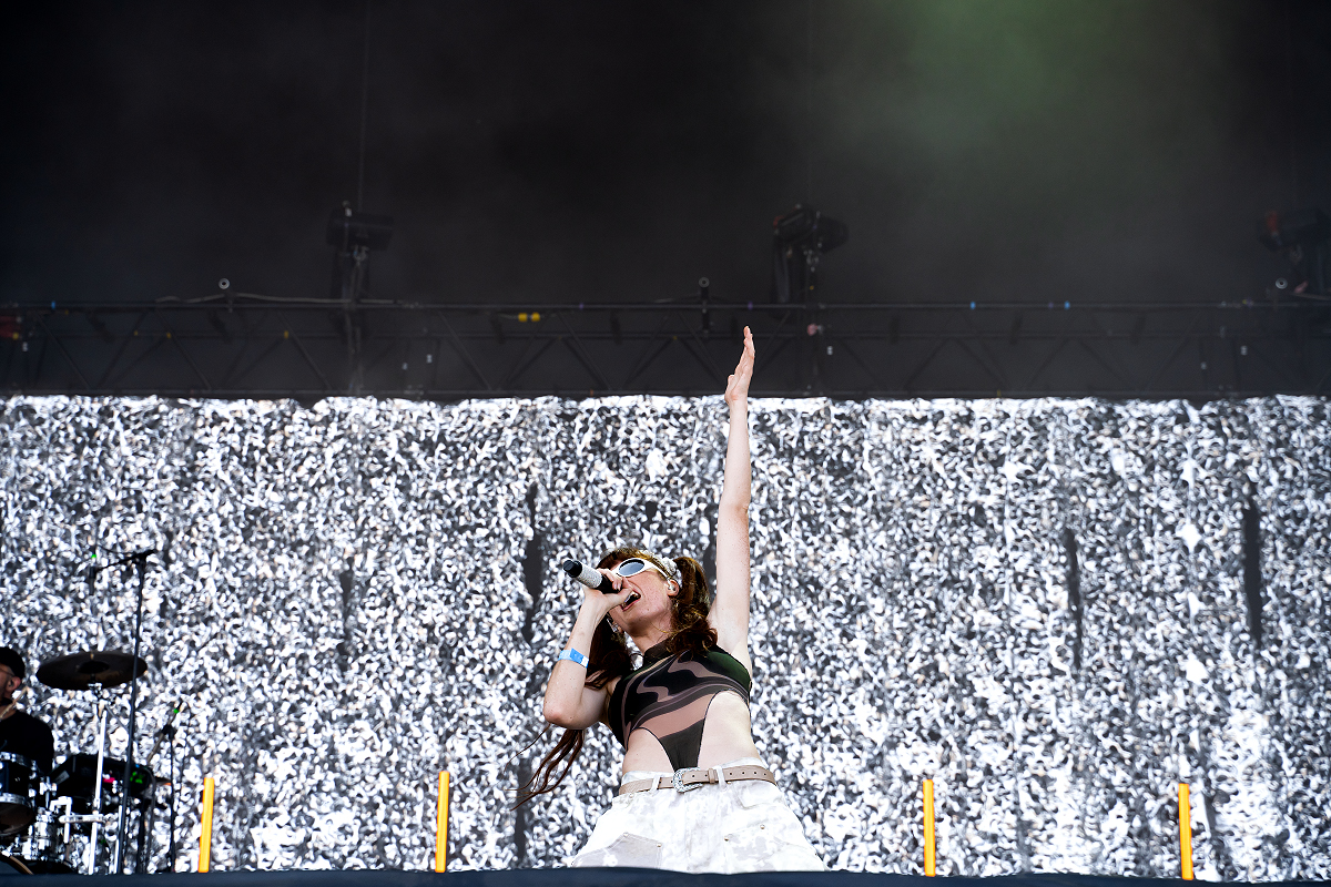 Poupie @ Dour Festival 2022, picture 6, photographed by Magali Decamps - FrontView Magazine