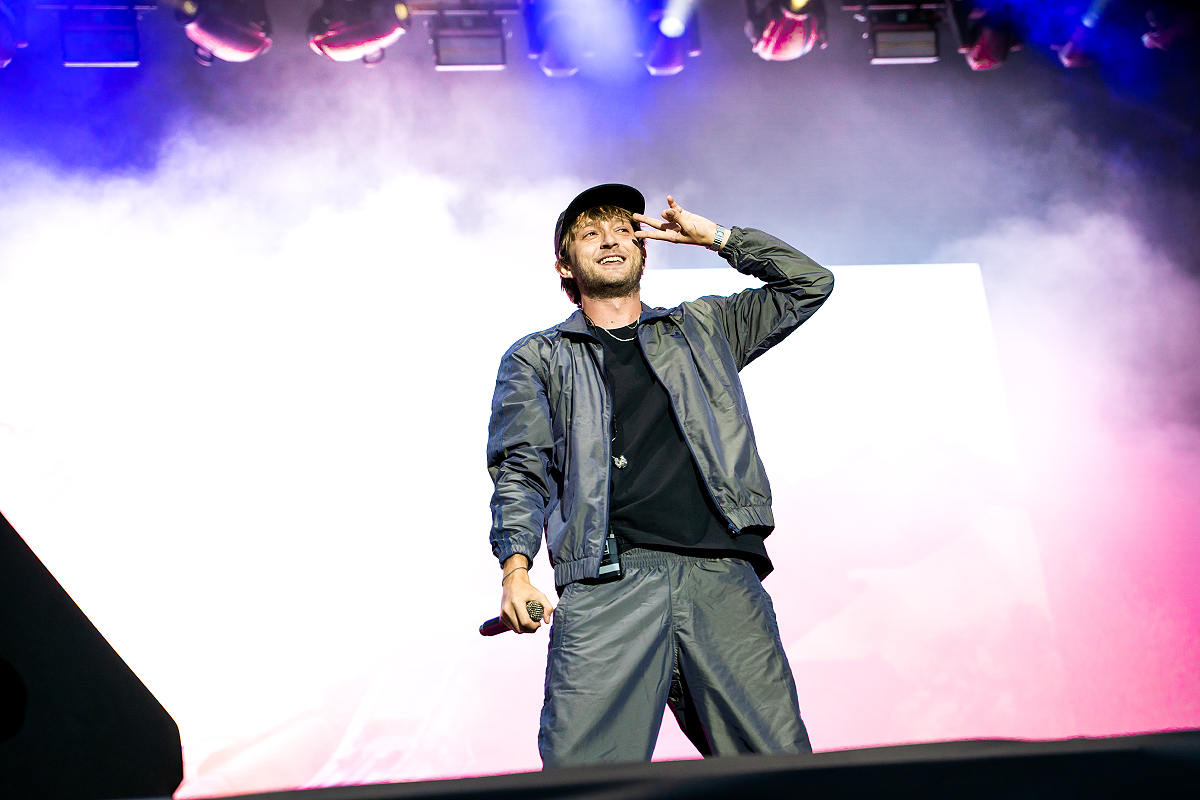 Vald @ Dour Festival 2022, picture 3, photographed by Magali Decamps - FrontView Magazine