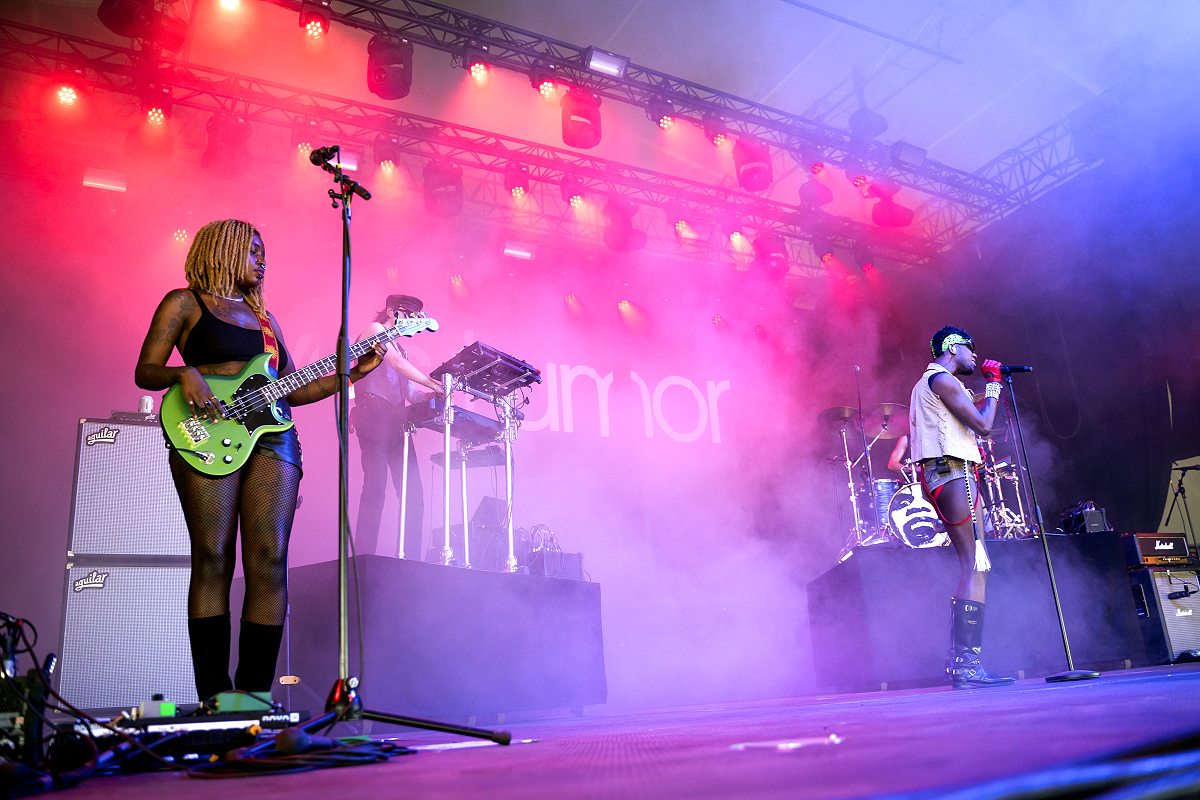Yves Tumor & Its Band @ Dour Festival 2022, picture 3, photographed by Magali Decamps - FrontView Magazine