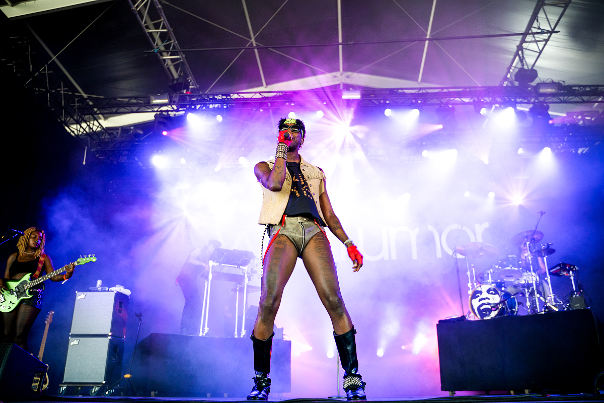 Yves Tumor & Its Band @ Dour Festival 2022, picture 6, photographed by Magali Decamps - FrontView Magazine