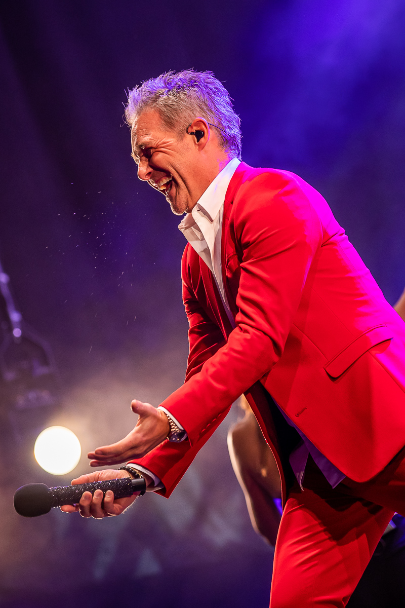 Christoff @ Gentse Feesten 2022 - Sint Baafsplein, picture 19, photographed by Dimitri Vanlommel - FrontView Magazine