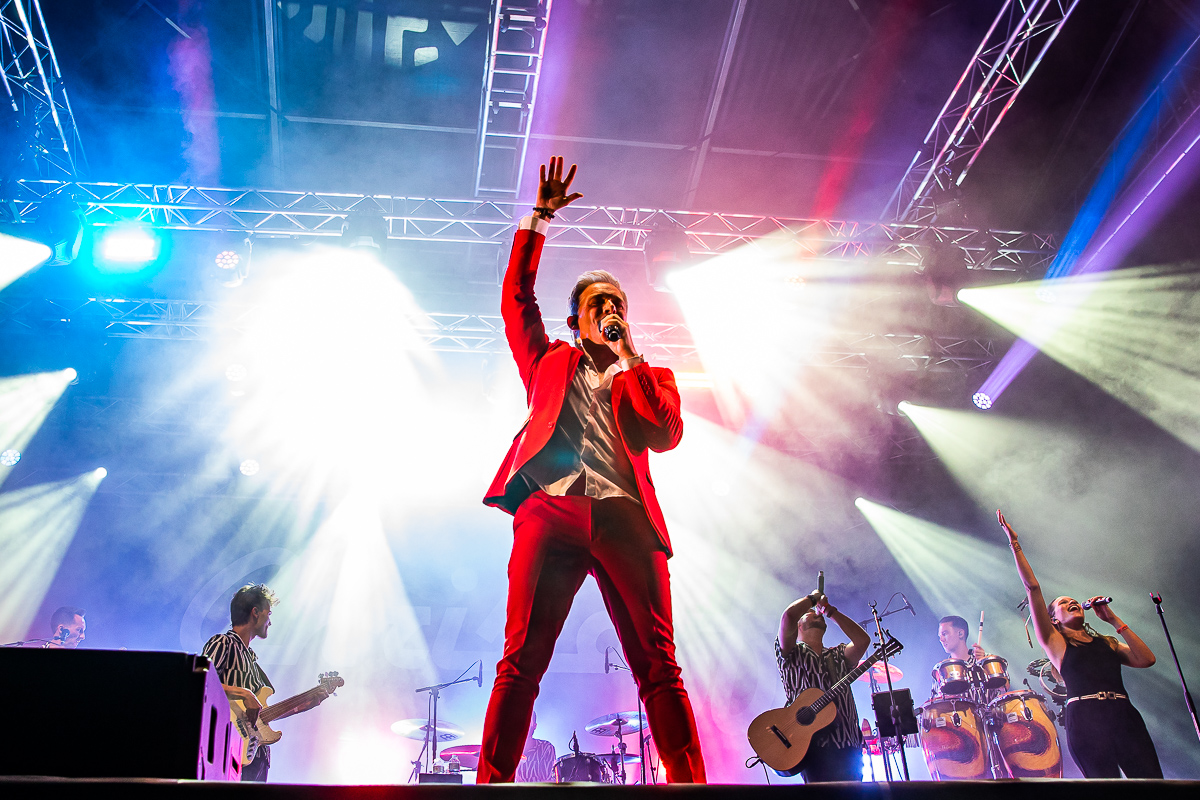 Christoff @ Gentse Feesten 2022 - Sint Baafsplein, picture 24, photographed by Dimitri Vanlommel - FrontView Magazine
