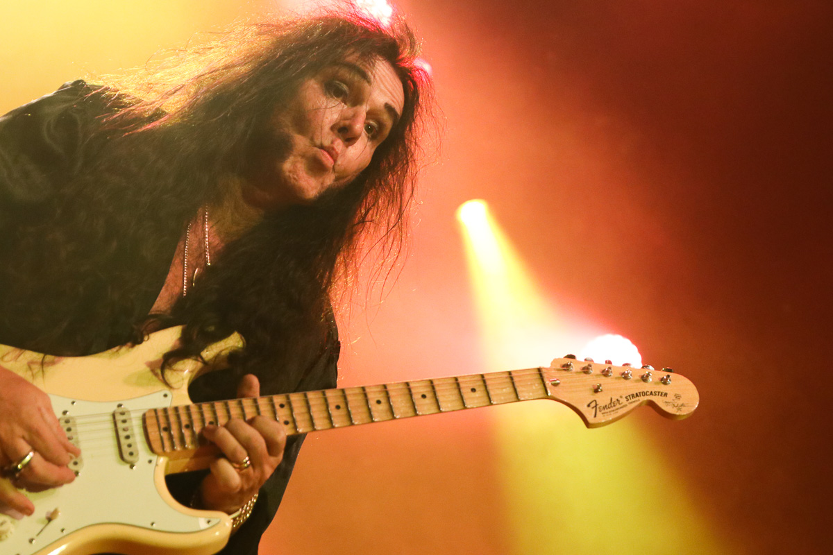 Yngwie Malmsteen @ 013, picture 2, photographed by Bianca van Barneveld - FrontView Magazine