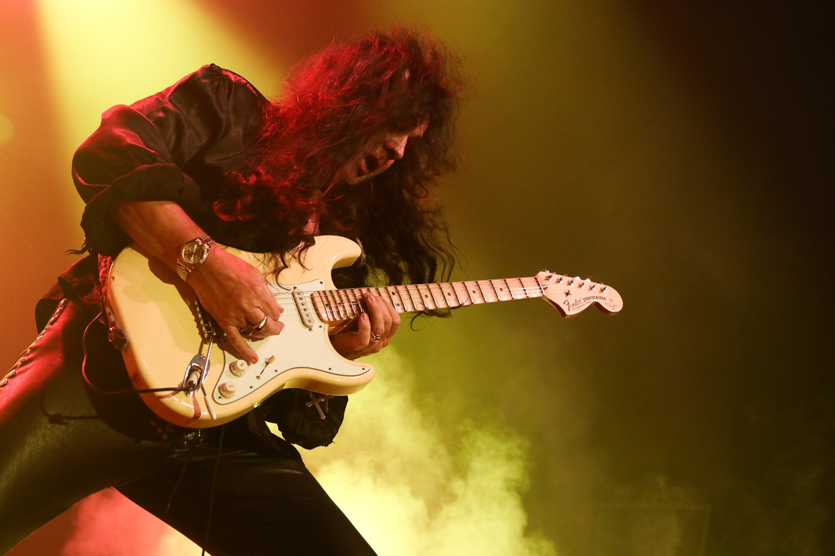 Yngwie Malmsteen @ 013, picture 6, photographed by Bianca van Barneveld - FrontView Magazine