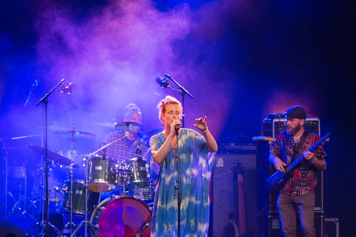 Marijah & The Root Sense @ Rivierenhof, picture 3, photographed by Luc Klinckaert - FrontView Magazine