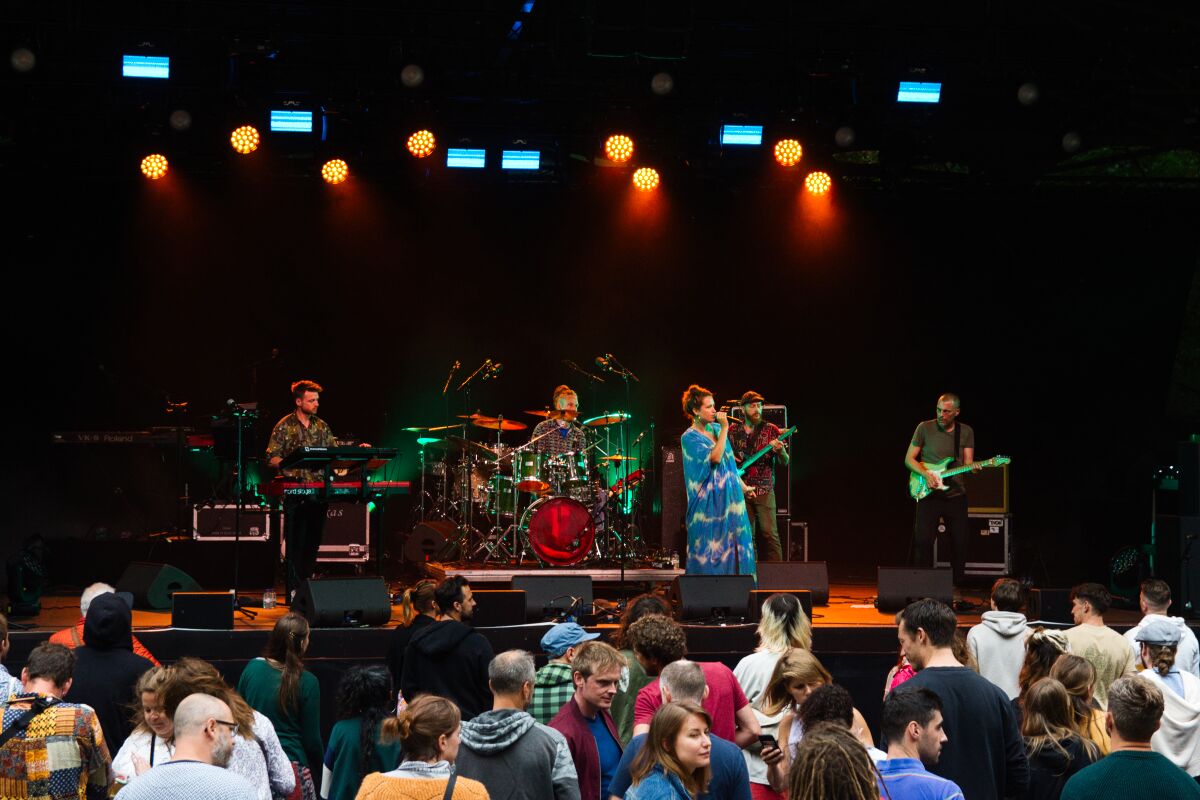 Marijah & The Root Sense @ Rivierenhof, picture 15, photographed by Luc Klinckaert - FrontView Magazine