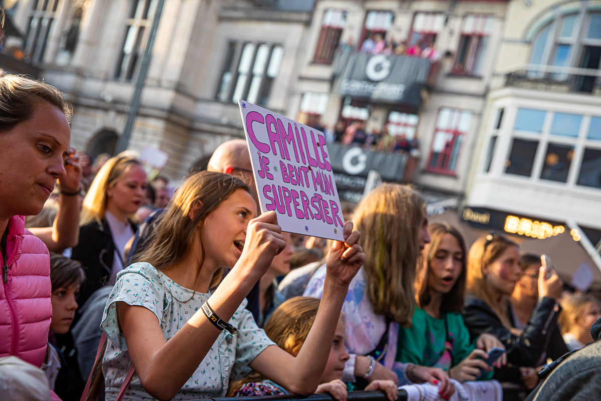 Camille @ Sint-Baafsplein - Gentse Feesten, picture 15, photographed by Dimitri Vanlommel - FrontView Magazine