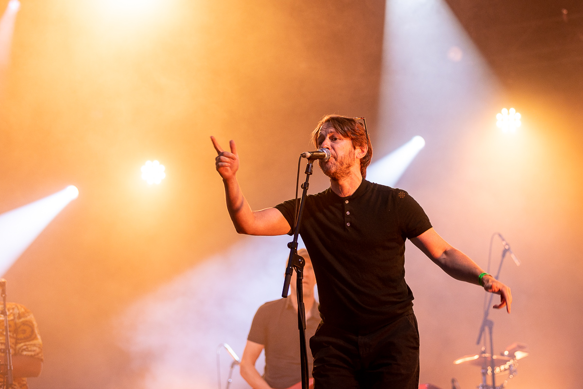 Sioen Plays Graceland @ Beleuvenissen, foto 4, foto's door Kurt Jacobs - FrontView Magazine