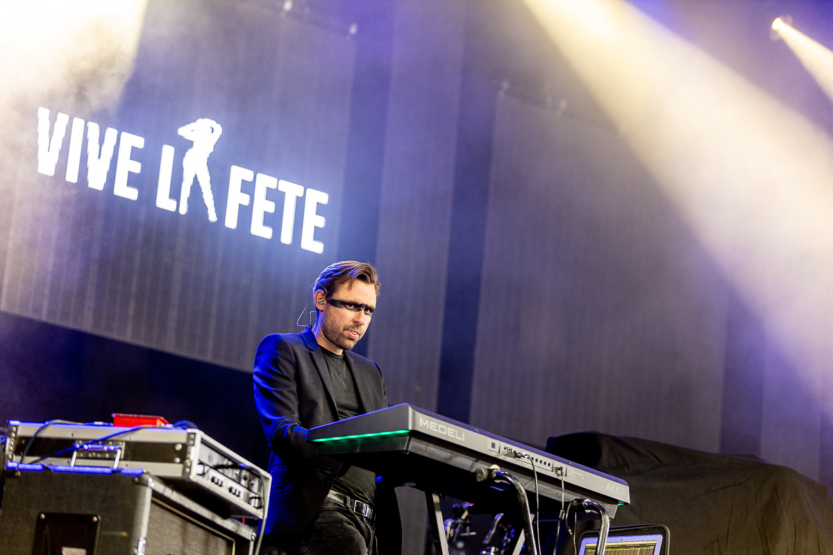 Vive La Fête @ Beleuvenissen, picture 2, photographed by Kurt Jacobs - FrontView Magazine