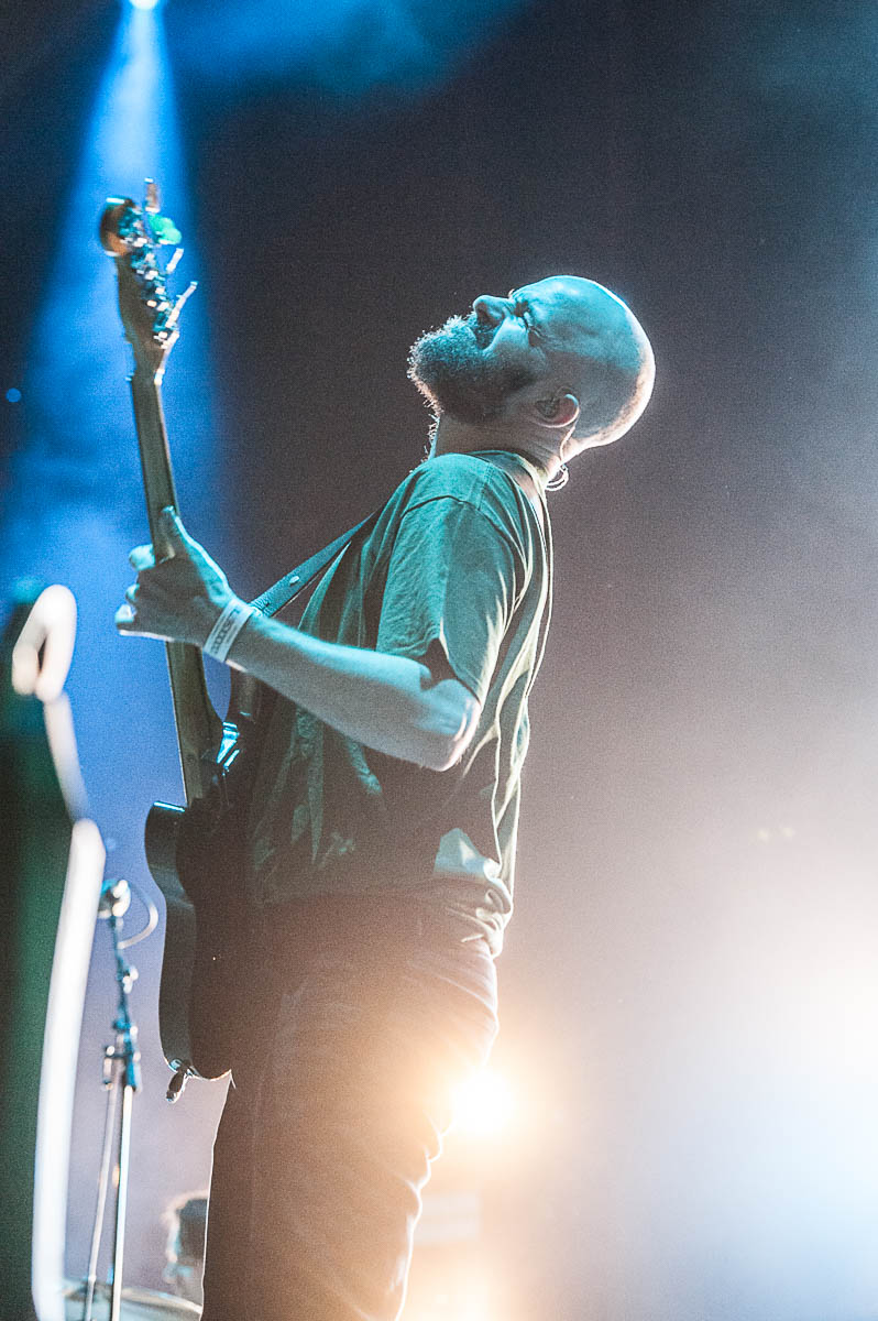 White Lies @ suikerrock, foto 7, foto's door Gert Daemen - FrontView Magazine
