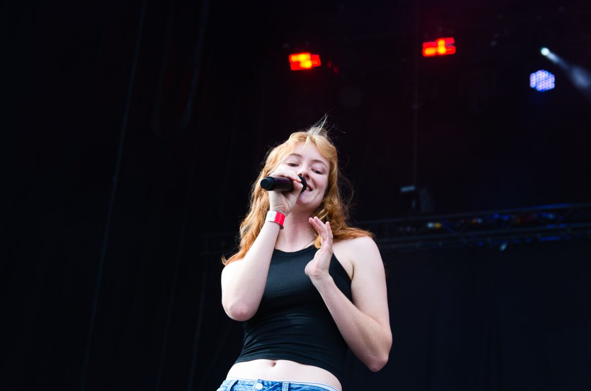 Froukje @ Suikerrock, picture 9, photographed by Luc Klinckaert - FrontView Magazine