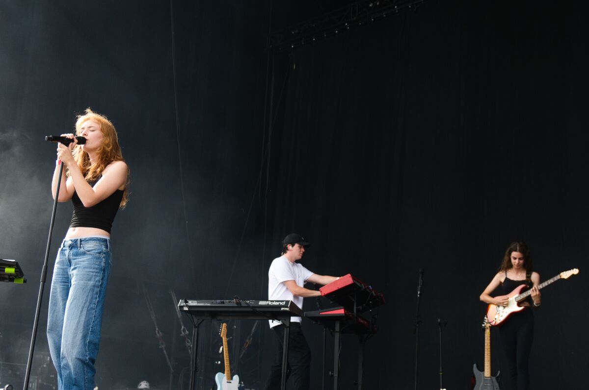 Froukje @ Suikerrock, picture 11, photographed by Luc Klinckaert - FrontView Magazine