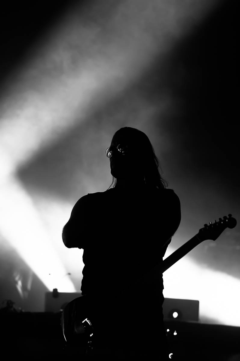 Sisters of Mercy @ Suikerrock, foto 6, foto's door Gert Daemen - FrontView Magazine