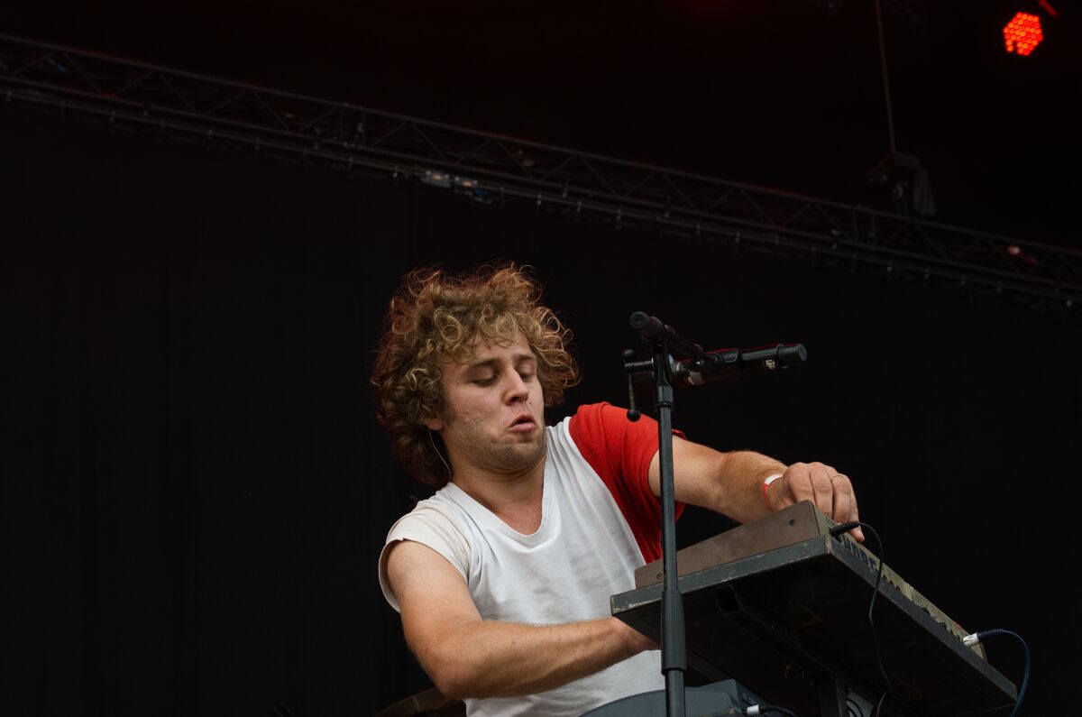Compact Disk Dummies @ Suikerrock, picture 12, photographed by Luc Klinckaert - FrontView Magazine
