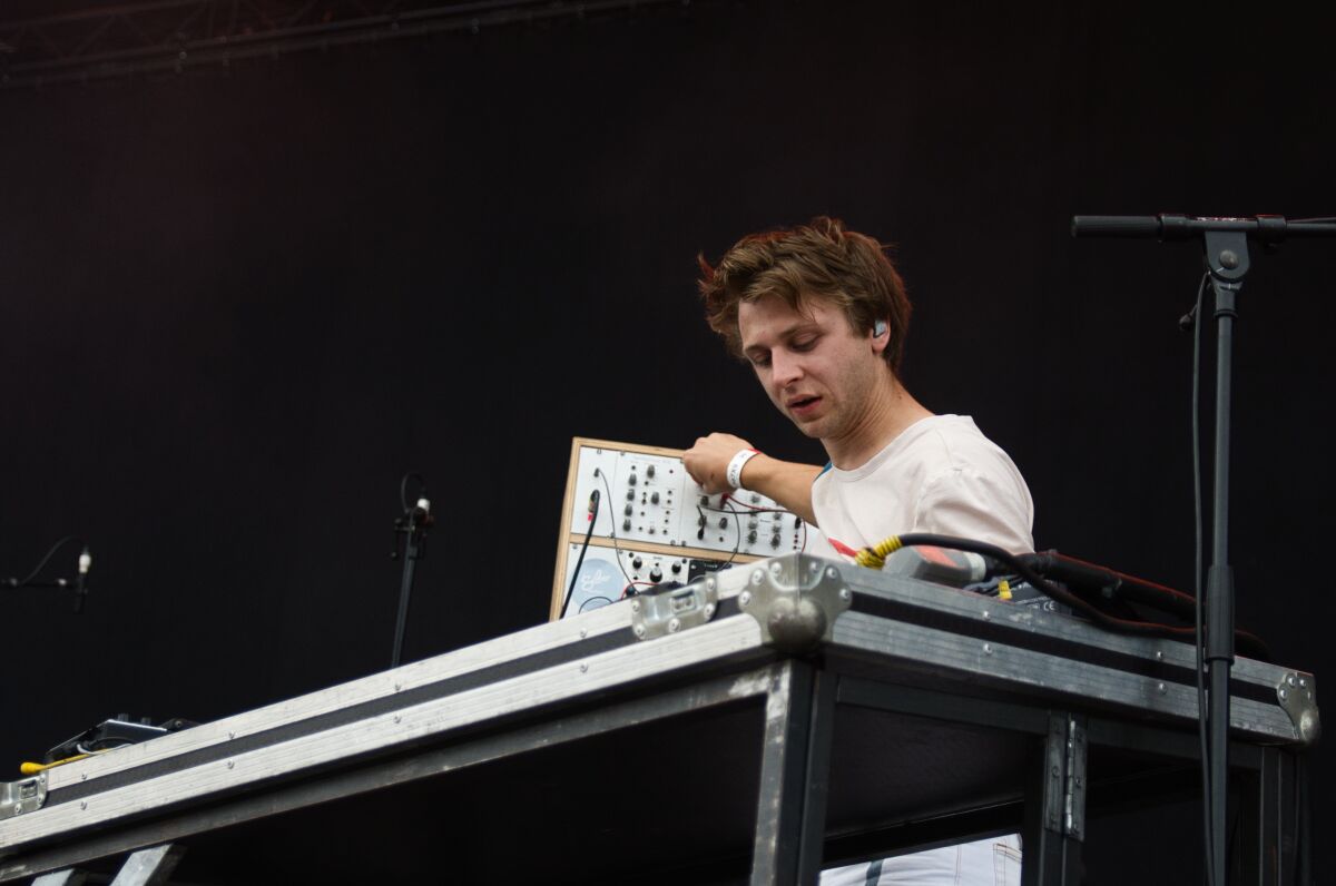 Compact Disk Dummies @ Suikerrock, picture 19, photographed by Luc Klinckaert - FrontView Magazine