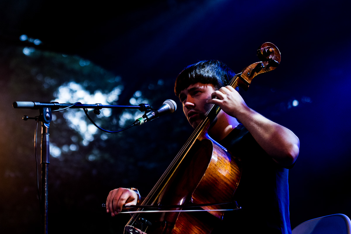 Meskerem Mees @ OLT Rivierenhof, picture 2, photographed by Ann Carpentier - FrontView Magazine