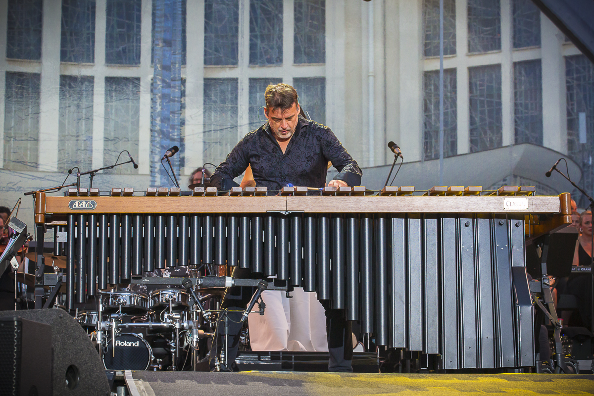 Night of the Proms - Summer Edition @ Koksijde-Bad, picture 37, photographed by Alex Wyckmans - FrontView Magazine