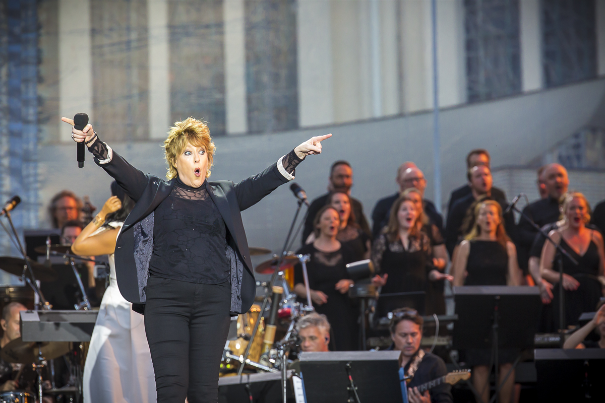 Night of the Proms - Summer Edition @ Koksijde-Bad, picture 44, photographed by Alex Wyckmans - FrontView Magazine