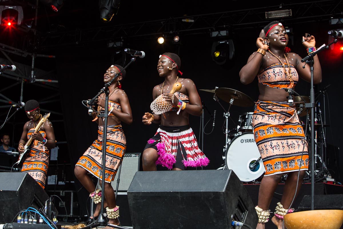 Star Feminine Band @ Sfinks Mixed 2022, picture 7, photographed by Marc Verdonck - FrontView Magazine