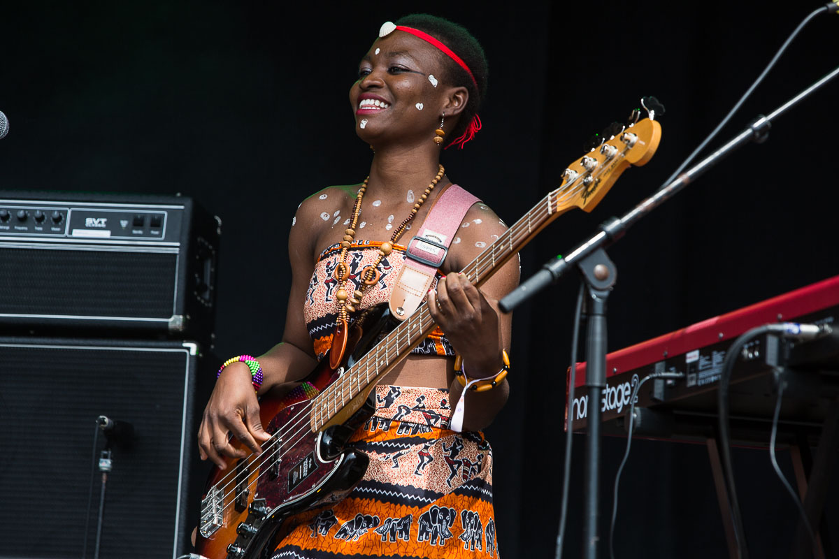 Star Feminine Band @ Sfinks Mixed 2022, picture 10, photographed by Marc Verdonck - FrontView Magazine