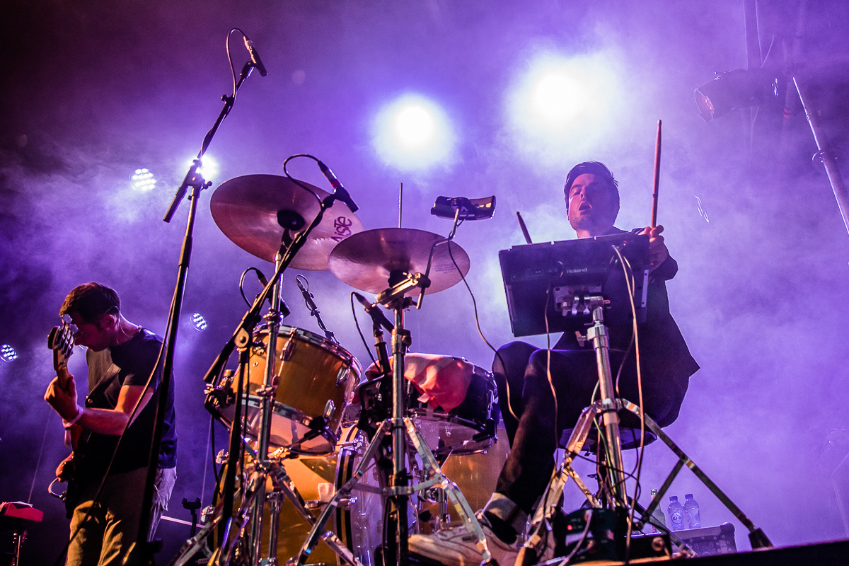 Intergalactic Lovers @ M-idzomer, picture 4, photographed by Jürgen Bruynooghe - FrontView Magazine