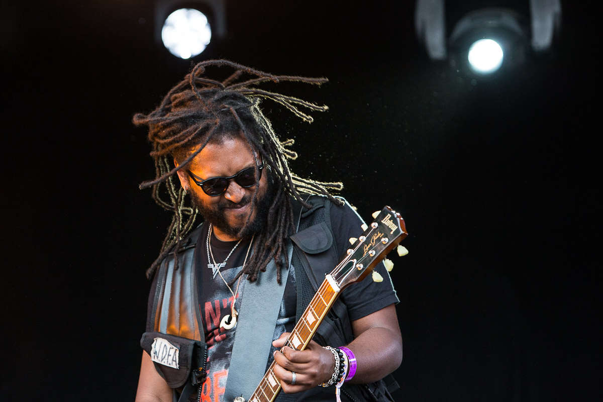 JULIAN MARLEY @ Sfinks Mixed 2022, picture 22, photographed by Marc Verdonck - FrontView Magazine