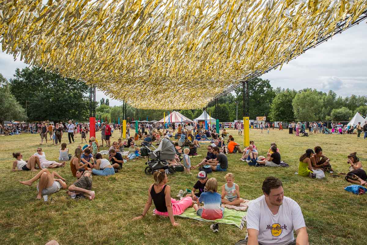 Sfeer zaterdag @ Sfinks Mixed 2022, picture 6, photographed by Marc Verdonck - FrontView Magazine