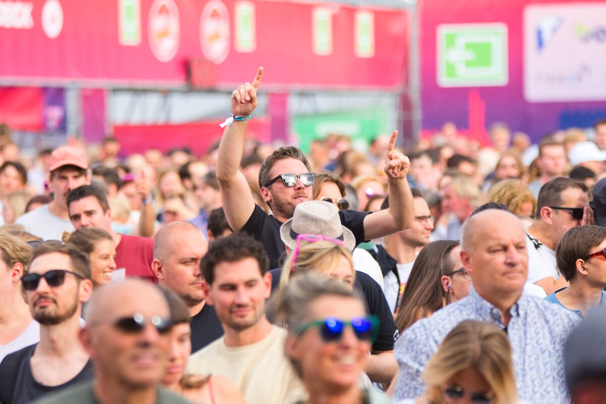 Sfeer @ Suikerrock, picture 1, photographed by Luc Klinckaert - FrontView Magazine