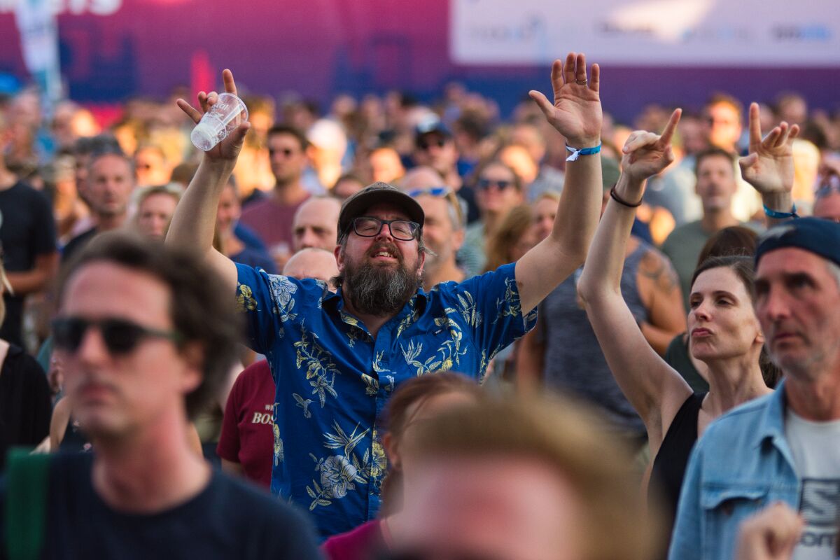 Sfeer @ Suikerrock, picture 5, photographed by Luc Klinckaert - FrontView Magazine