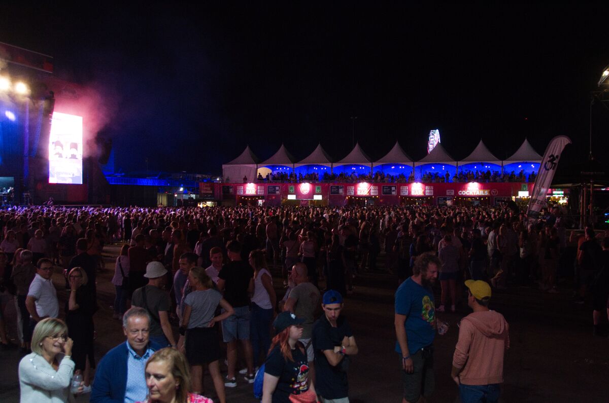 Sfeer @ Suikerrock, picture 23, photographed by Luc Klinckaert - FrontView Magazine