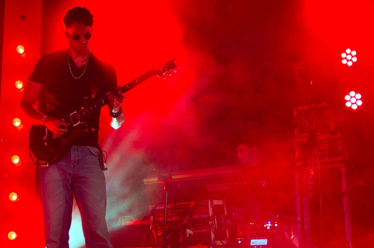 K.ZIA @ Dranouter Festival, picture 6, photographed by Luc Klinckaert - FrontView Magazine