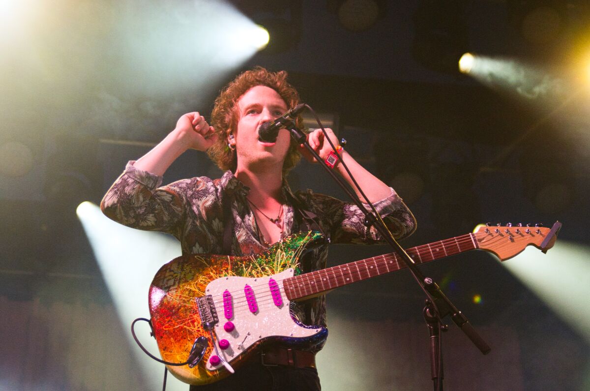 Portland @ Dranouter Festival, picture 4, photographed by Luc Klinckaert - FrontView Magazine