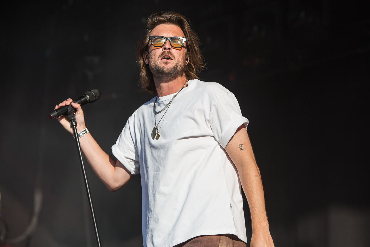 Bazart @ Nostalgie Beach Festival 2022, picture 1, photographed by Marc Verdonck - FrontView Magazine