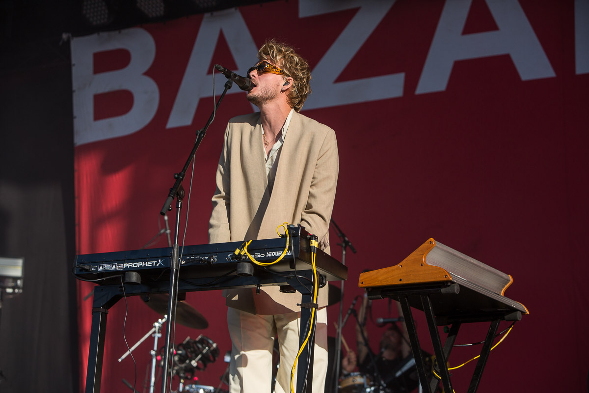 Bazart @ Nostalgie Beach Festival 2022, picture 11, photographed by Marc Verdonck - FrontView Magazine