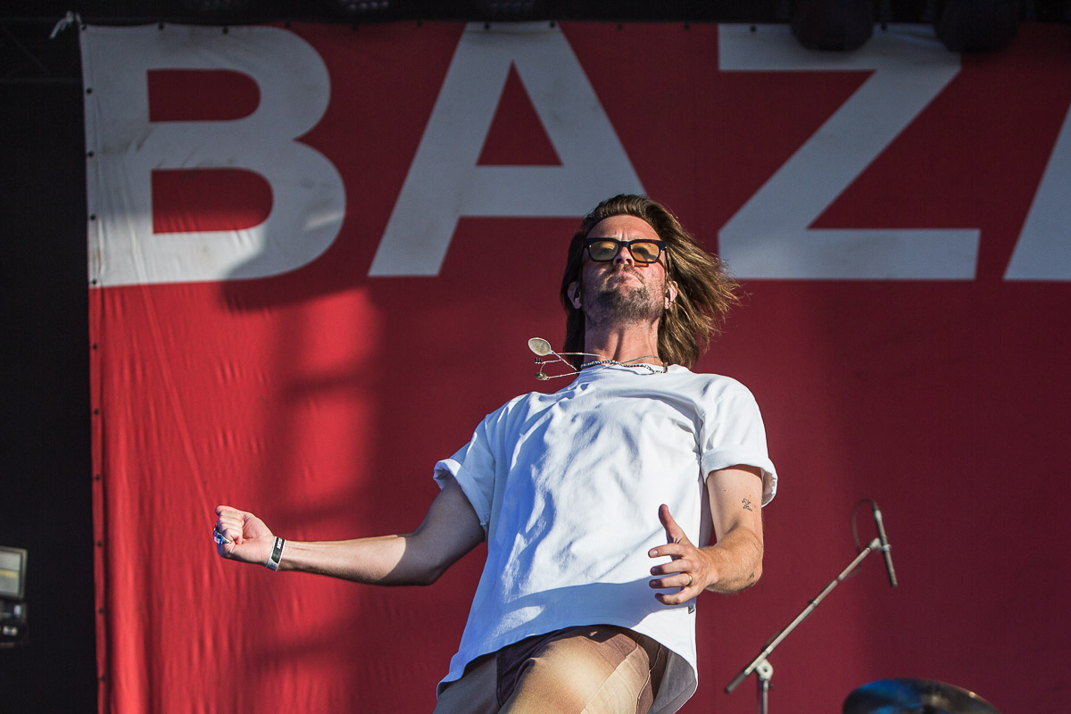 Bazart @ Nostalgie Beach Festival 2022, picture 18, photographed by Marc Verdonck - FrontView Magazine
