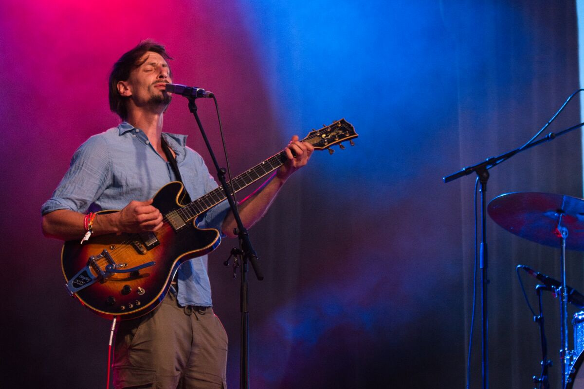 Dries Bongaerts @ Dranouter Festival zaterdag, picture 2, photographed by Luc Klinckaert - FrontView Magazine