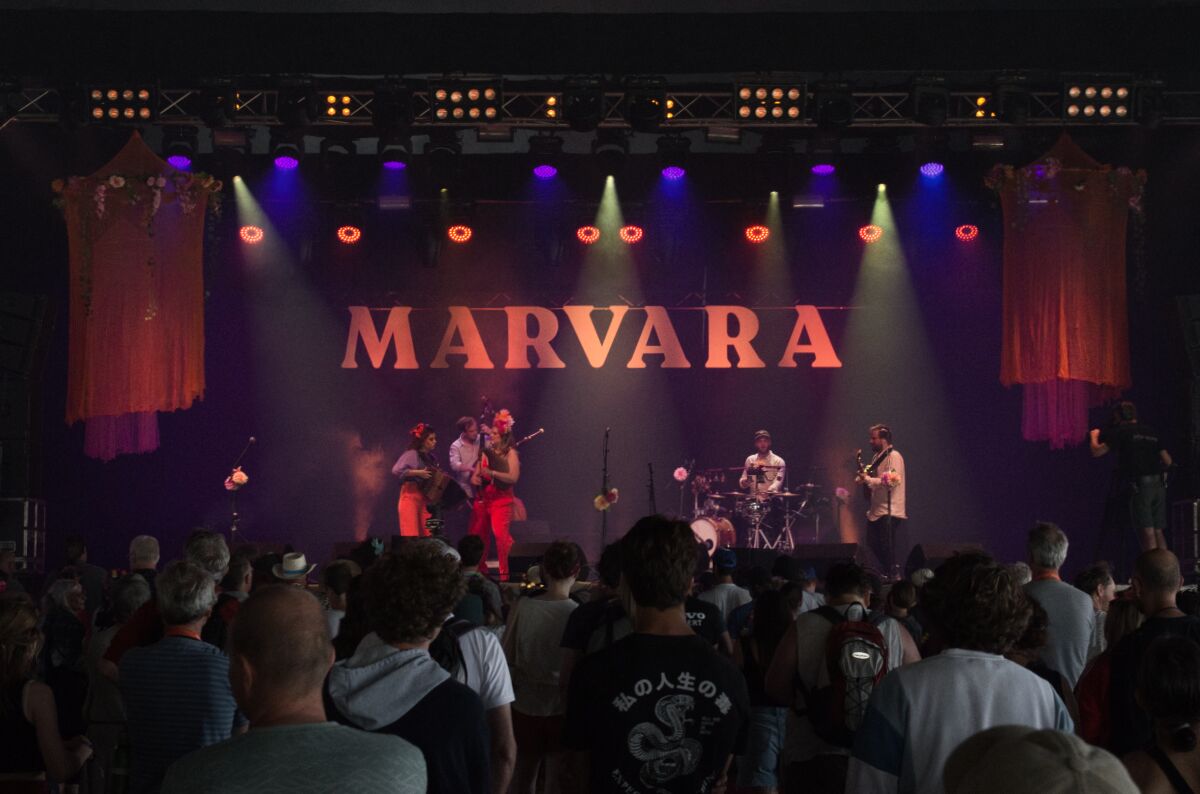 Marvana @ Dranouter Festival, picture 3, photographed by Luc Klinckaert - FrontView Magazine
