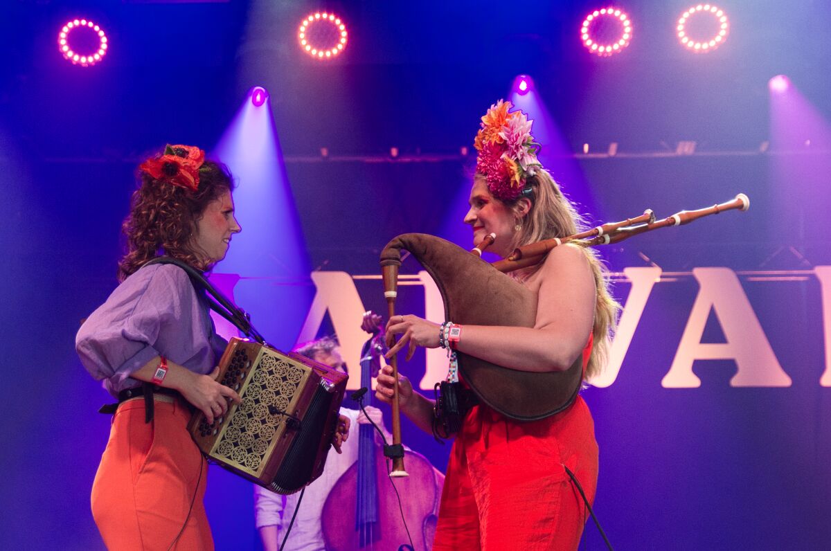 Marvana @ Dranouter Festival, picture 5, photographed by Luc Klinckaert - FrontView Magazine
